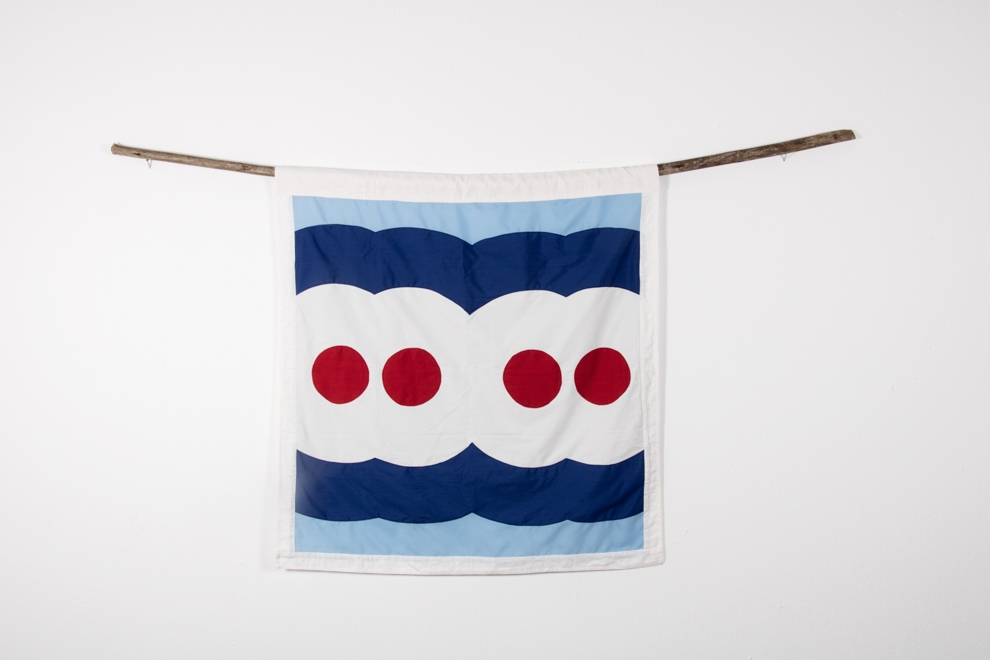 Samson Kambalu

Beni Flag: Sovereign States (this is not what I meant when I said bang bang)

2019

Sewn polyester and cotton

Work:&nbsp;100 x 100 cm / 39.4 x 39.4 in