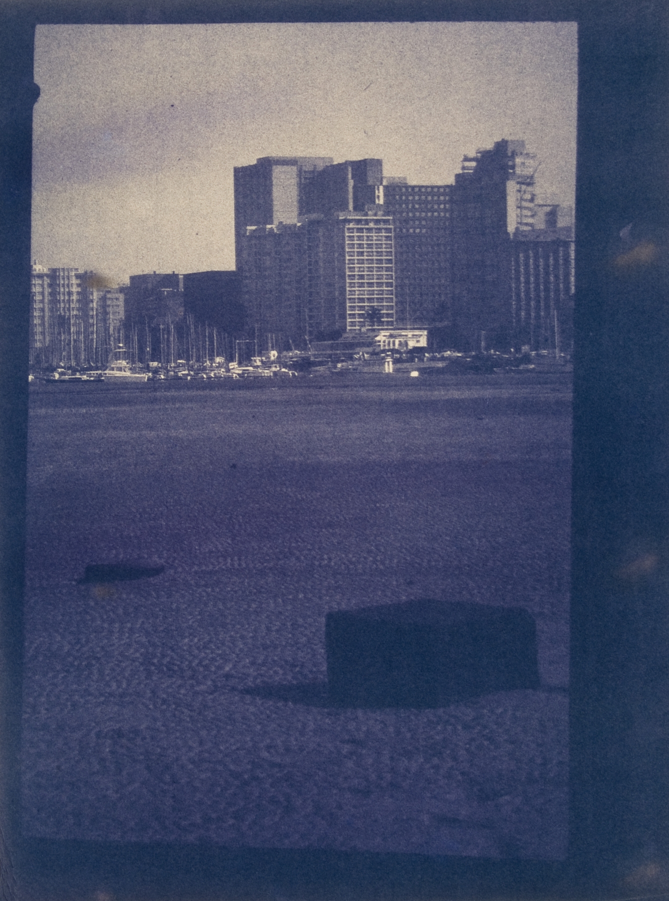 Jeremy Wafer

Harbour series #34, 1988

Ammonia print

84 x 59.4 cm /&amp;nbsp;33 x 23.4 in.

Enquire