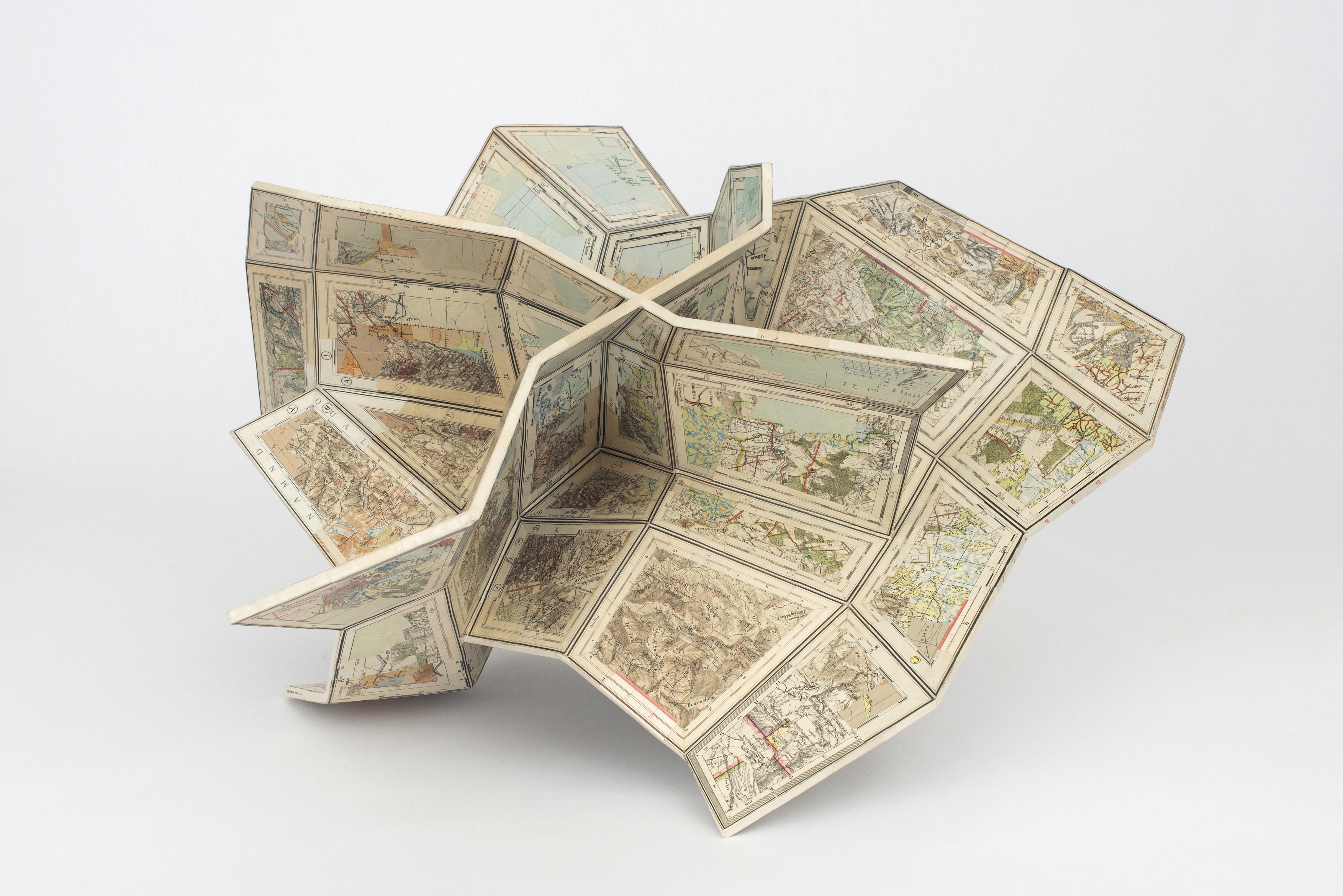 Landscape Object (Variable Globes), 2021&amp;nbsp;

Plywood and reconstituted map fragments&amp;nbsp;

38 x 64 x 66 cm / 15 x 25 x 26 in.

Enquire